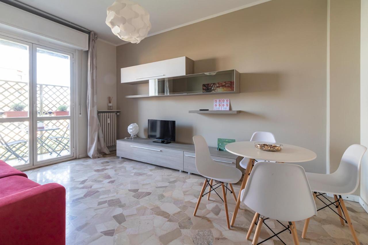 Altido Trendy Flat With Balcony, Easy Access To Milan Centre Apartment Екстериор снимка