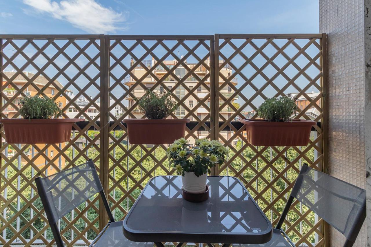 Altido Trendy Flat With Balcony, Easy Access To Milan Centre Apartment Екстериор снимка